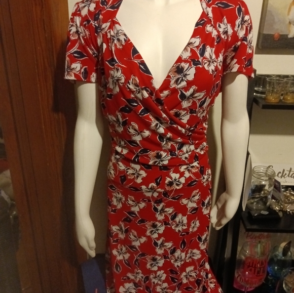 4x Beautiful Dress - Picture 5 of 5